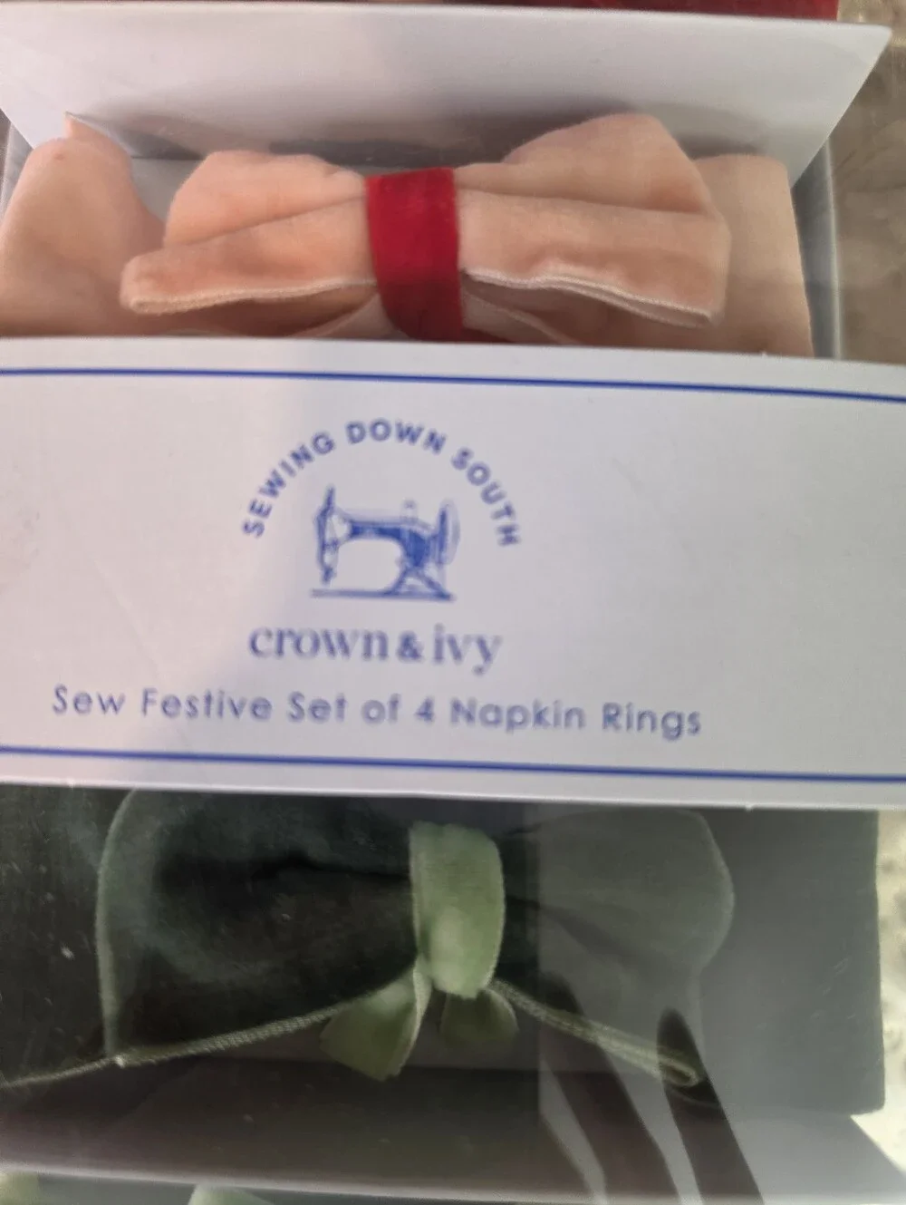 Crown & Ivy x Sewing Down South Velvet Bow Christmas Napkin Rings Set of 4, NWT